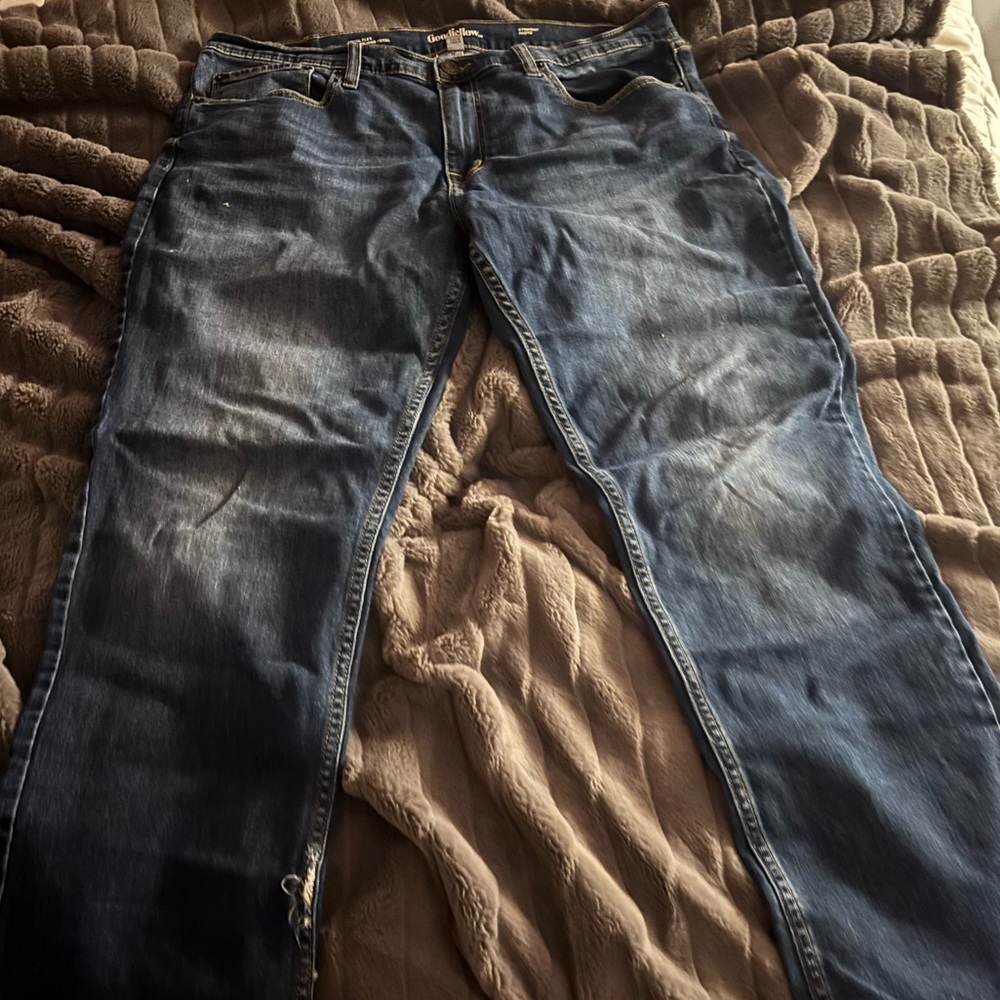 Good fellow blue jeans barely worn.
